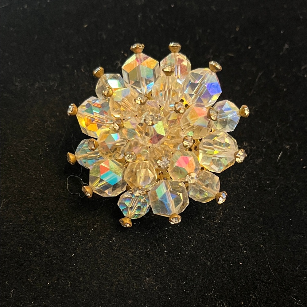 Elegant Gold Crystal Brooch